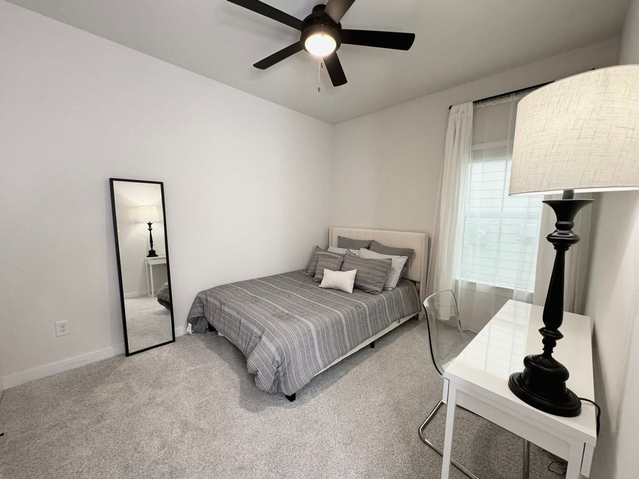 2017 Chandler Dr - Photo 5 of 15