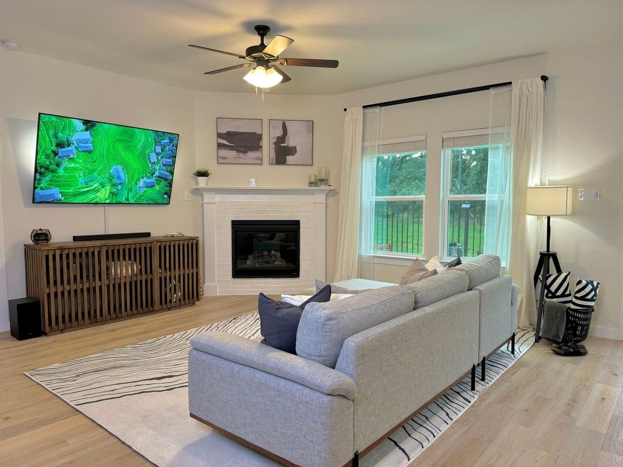 2017 Chandler Dr - Photo 6 of 15