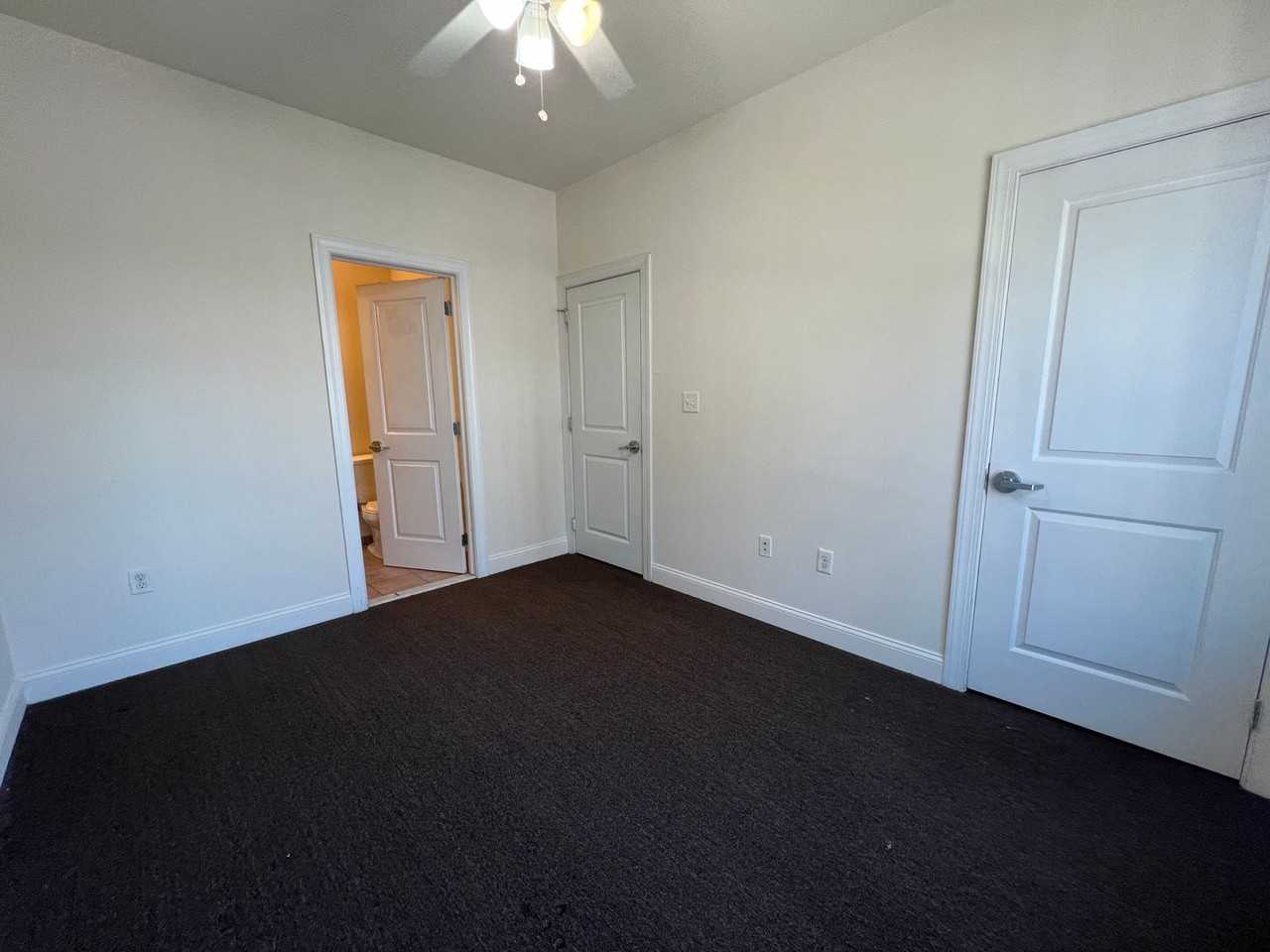 1912 N 17th St - Photo 6 of 7