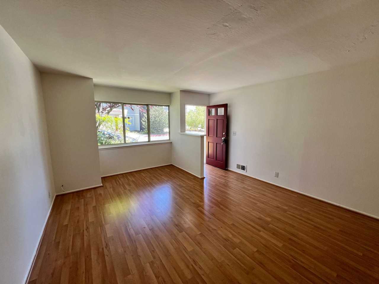 19 Mariner Green Dr - Photo 3 of 16