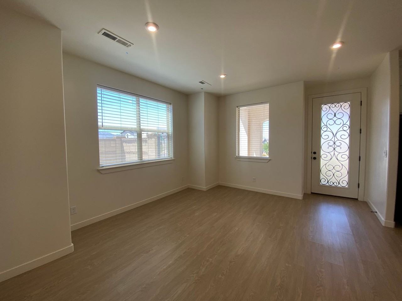 767 W Scarlet Hill Dr - Photo 6 of 45