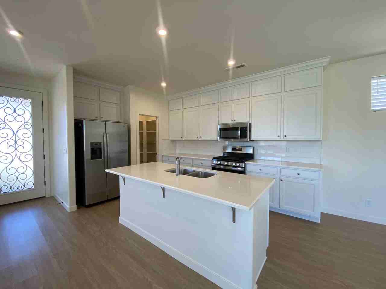 767 W Scarlet Hill Dr - Photo 7 of 45