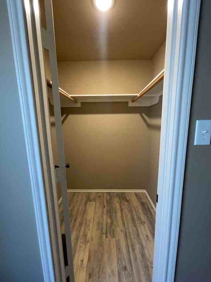 3421 E Bates St - Photo 5 of 10