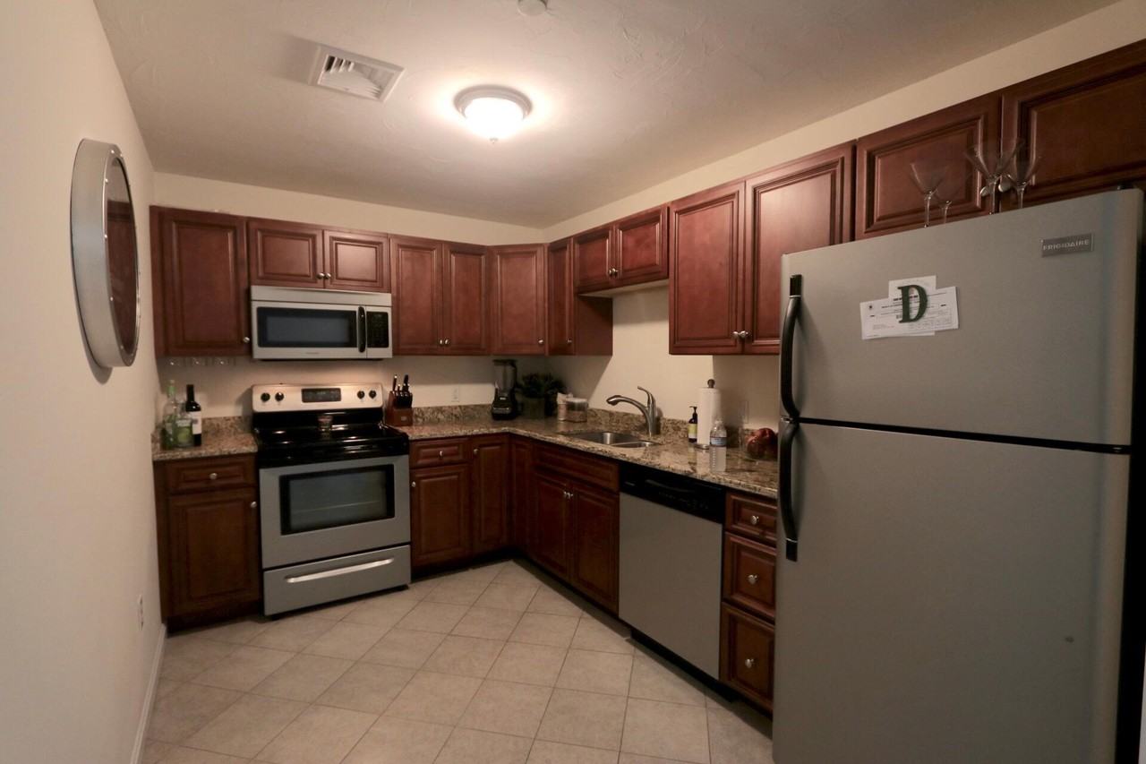 74 Turnpike Village - Photo 5 of 10
