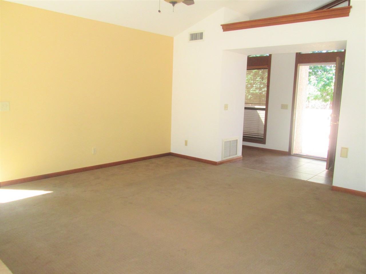 225 Kaibab Way - Photo 5 of 18
