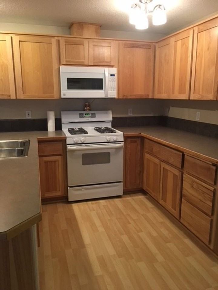 1112 Wacomac St - Photo 3 of 6