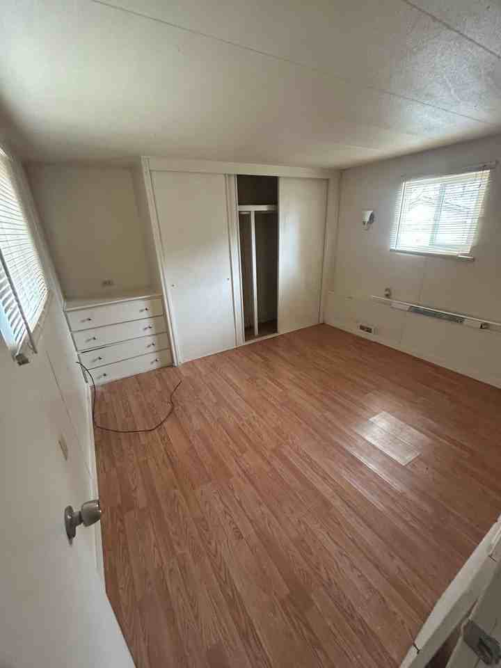 622 E Main St - Photo 3 of 16