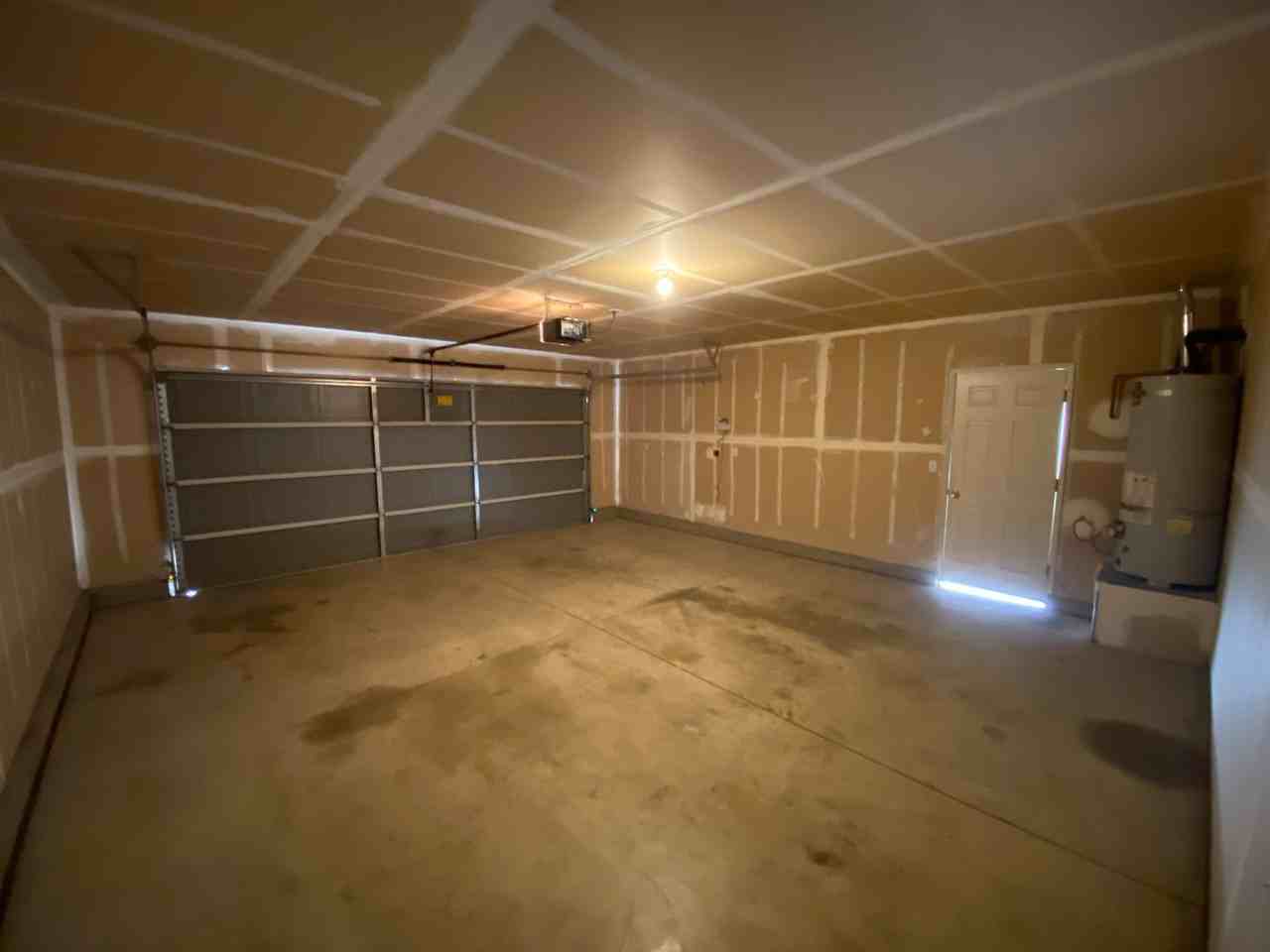3848 E Oak Ave - Photo 3 of 29