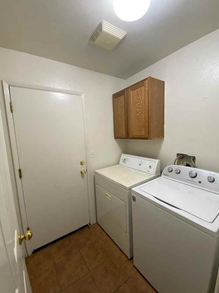 3848 E Oak Ave - Photo 4 of 29