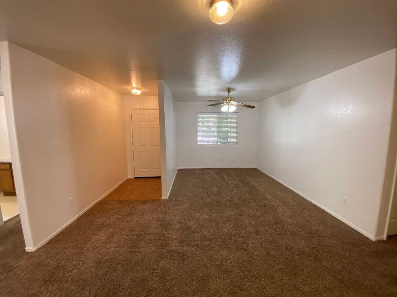 3848 E Oak Ave - Photo 7 of 29