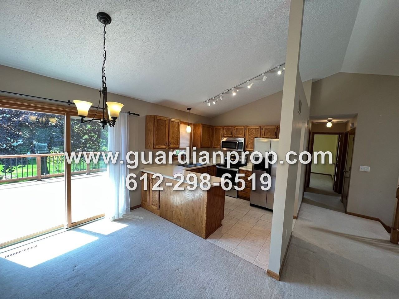 2820 Blue Ridge Dr - Photo 5 of 21