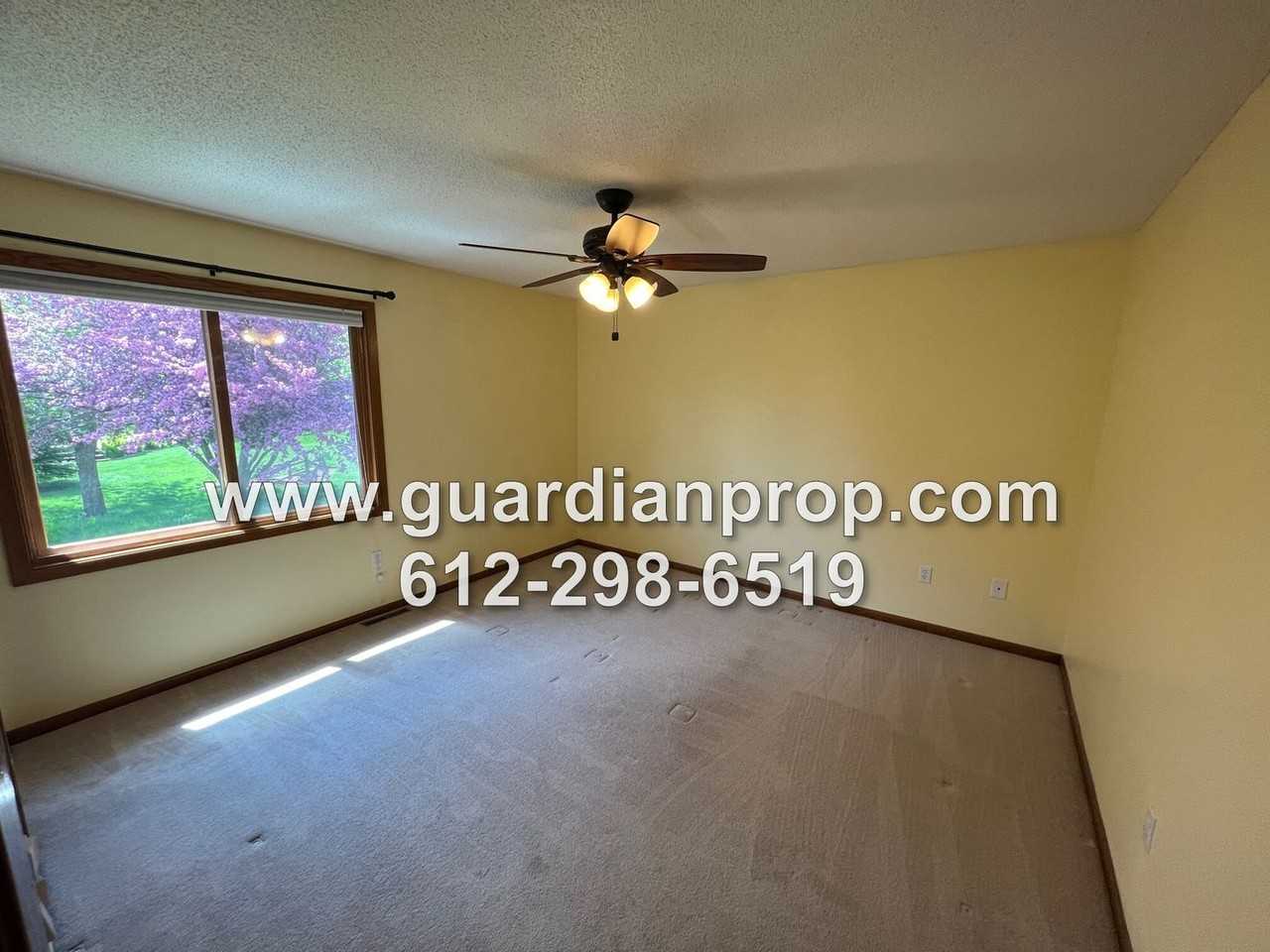 2820 Blue Ridge Dr - Photo 7 of 21