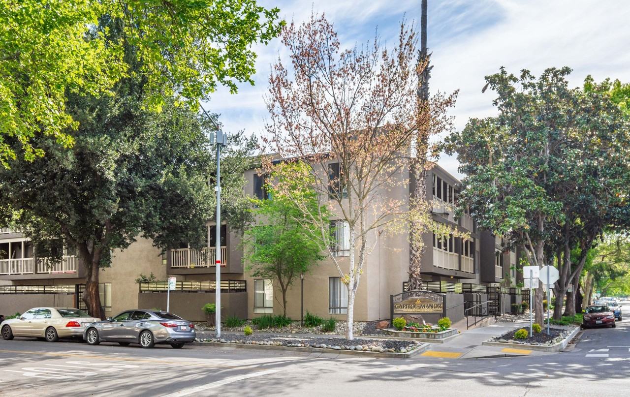 Capitol Manor Apartments - Photo 5 of 8