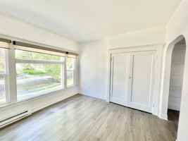 featured image of 1411 W 9th Ave #A