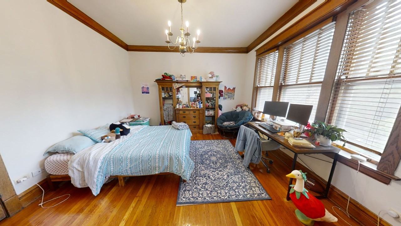 1253 W Grace St - Photo 7 of 10