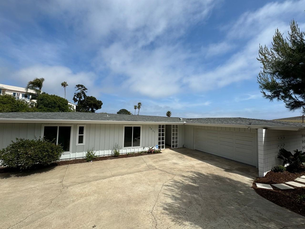 5831 Box Canyon Rd - Photo 3 of 25