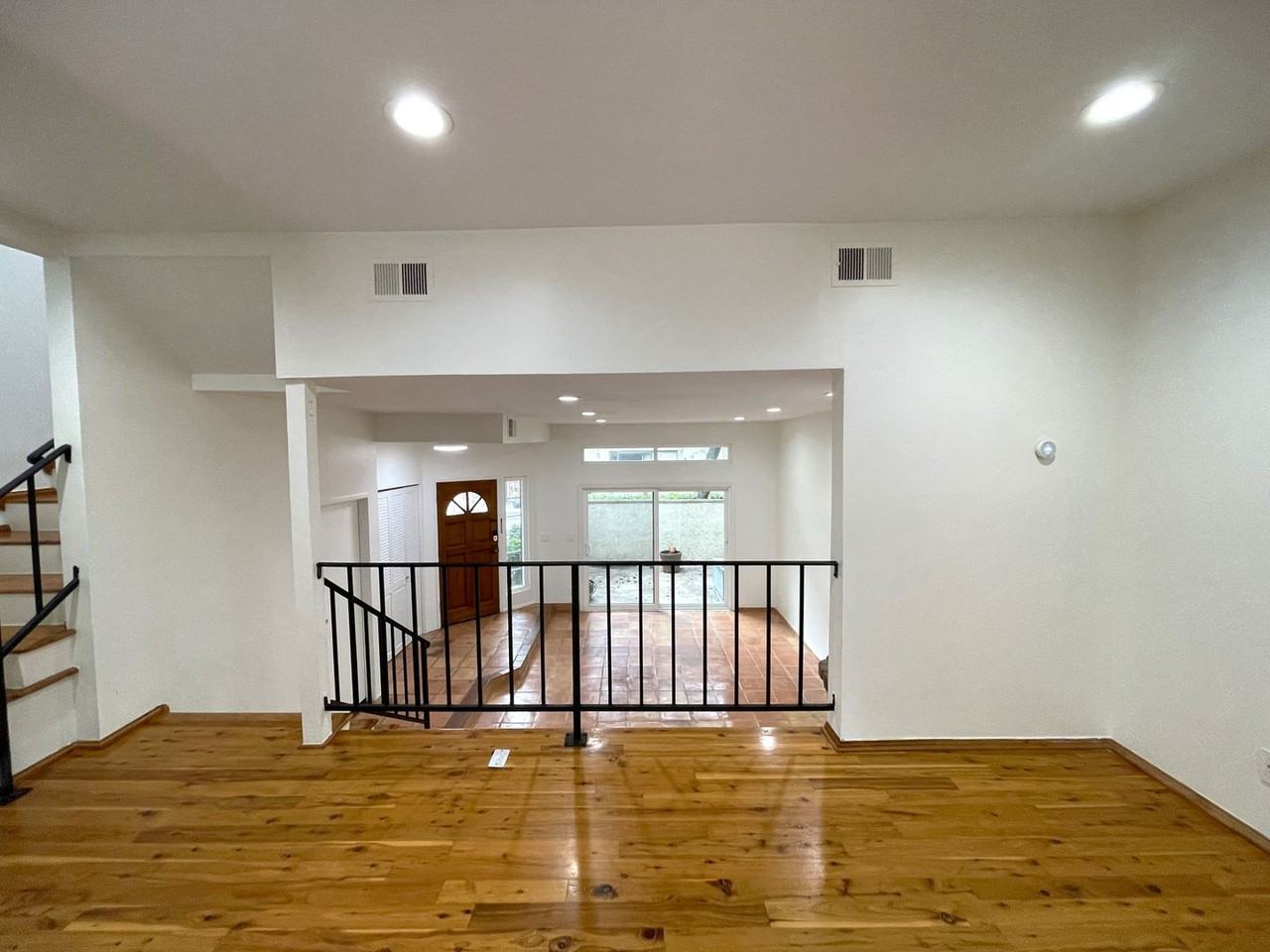 7100 Balboa Blvd #104 - Photo 3 of 20