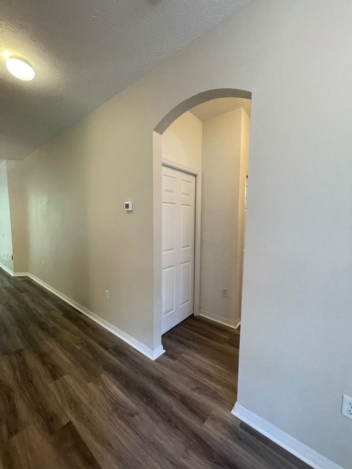 12509 Cavalier Ct - Photo 2 of 27