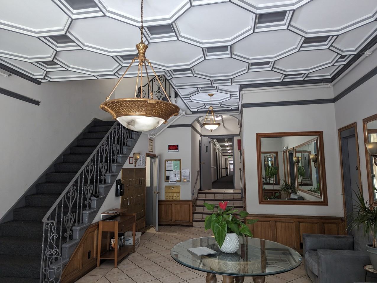 621 S Gramercy Pl #310 - Photo 2 of 13