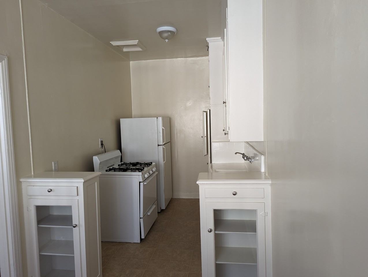 621 S Gramercy Pl #310 - Photo 3 of 13