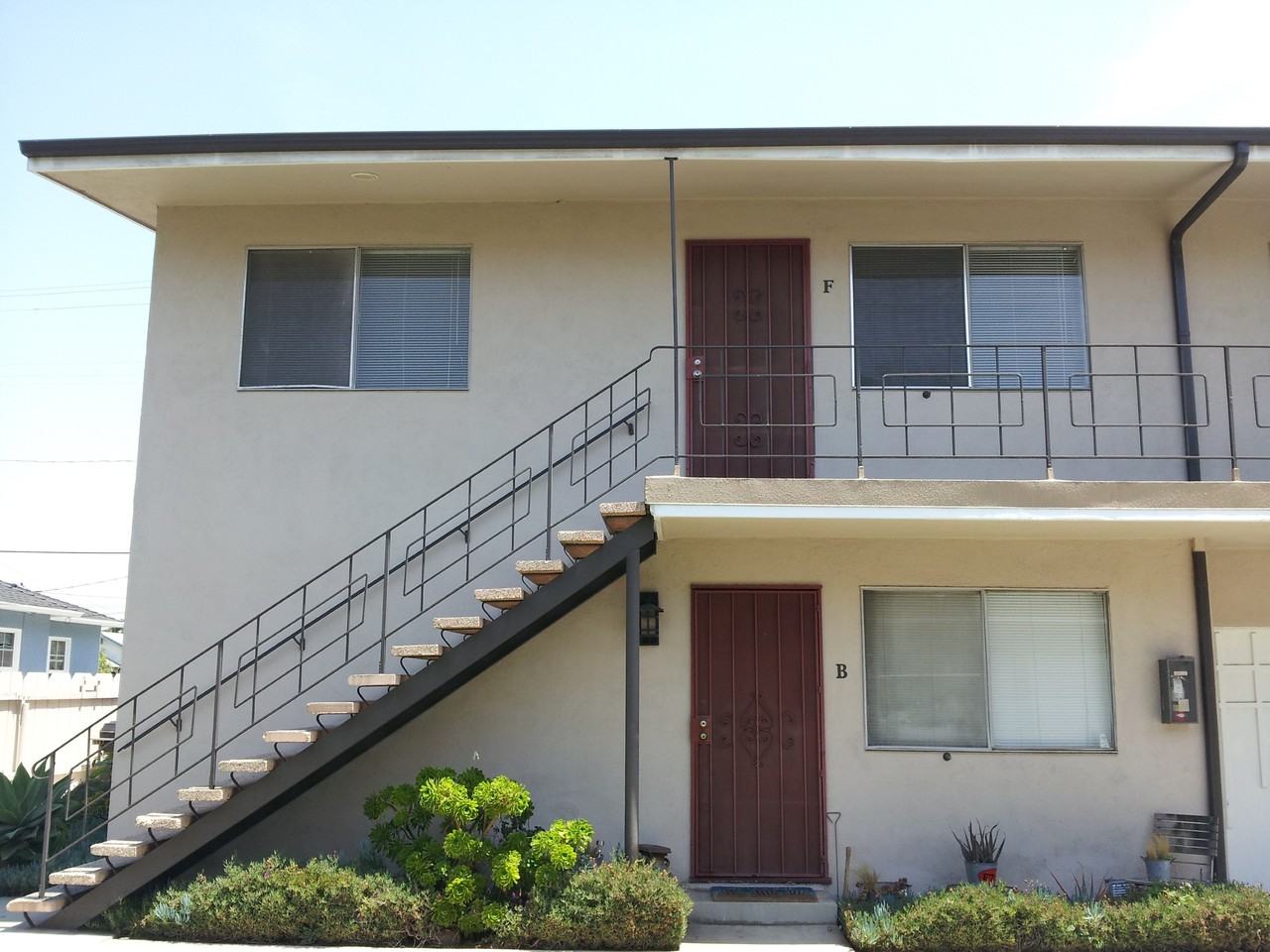 2607 W Carson St #F - Photo 3 of 7