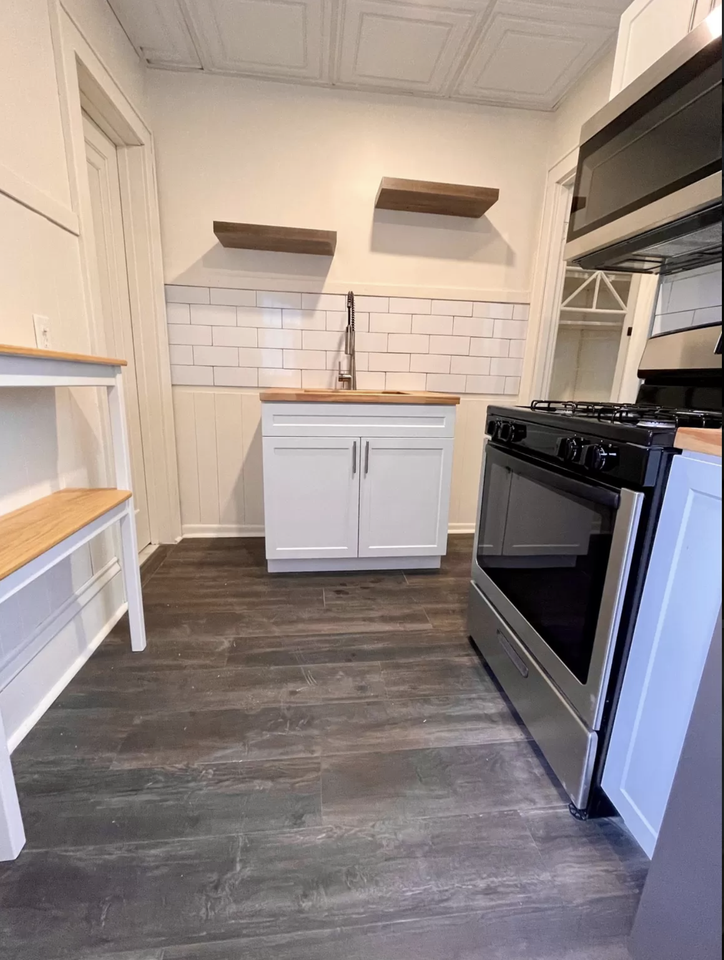 2519 N Murray Ave #A - Photo 2 of 13