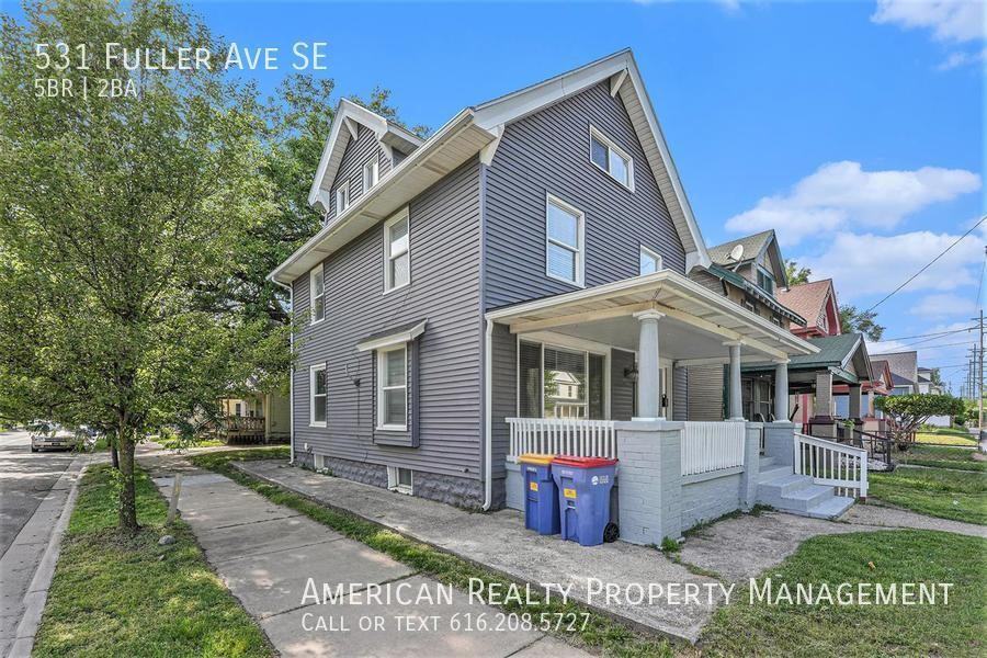 531 Fuller Ave Se - Photo 2 of 18