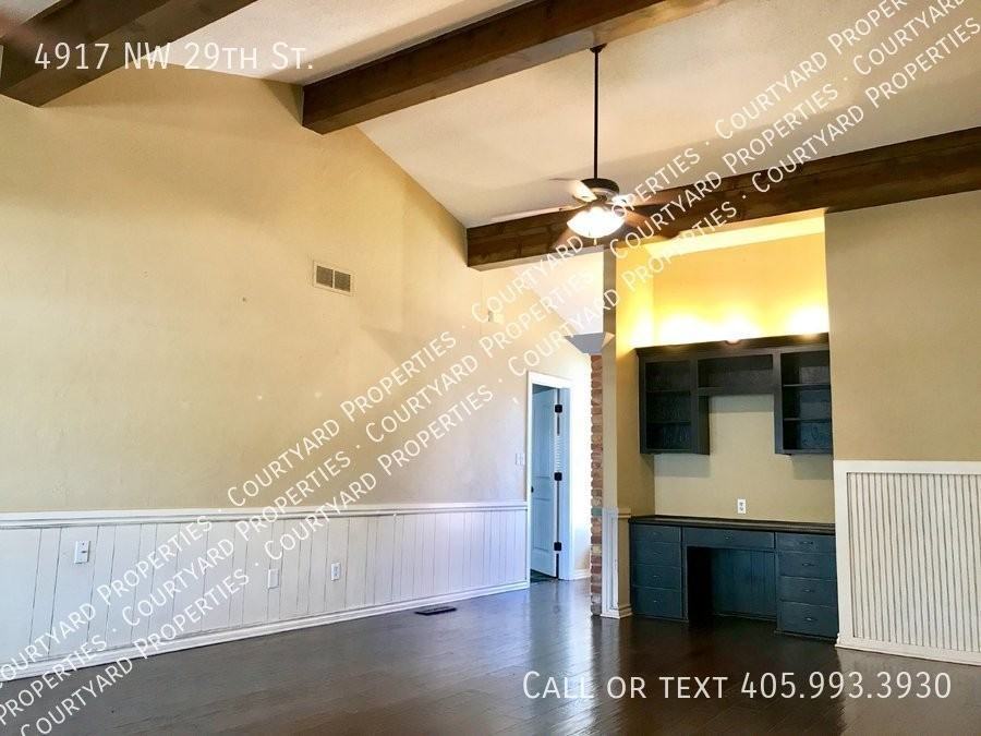 4917 Nw 29th St - Photo 4 of 15