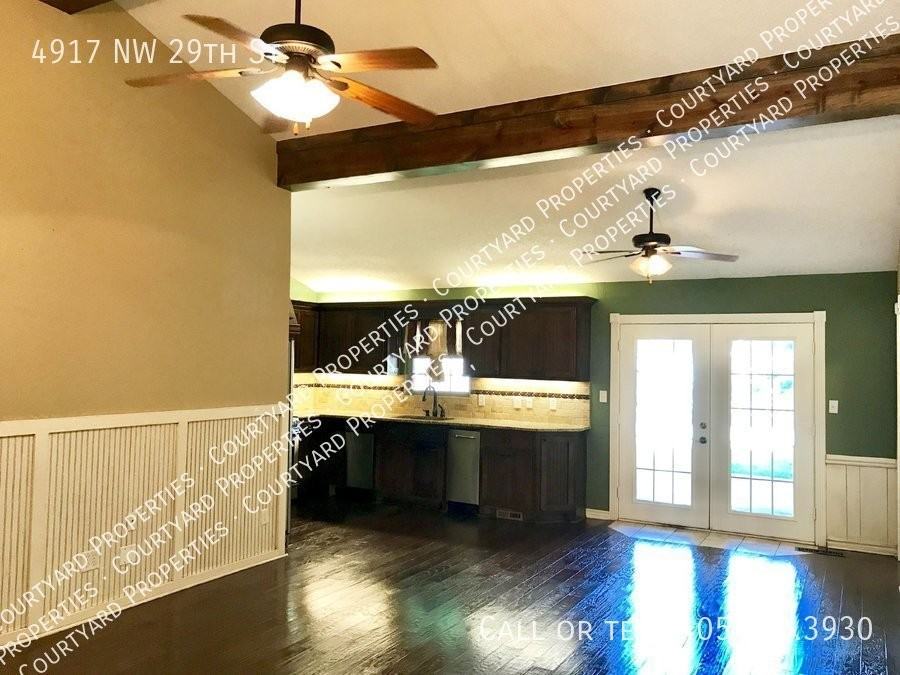 4917 Nw 29th St - Photo 6 of 15