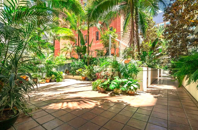 1431 Pacific Highway #113 - Photo 5 of 36