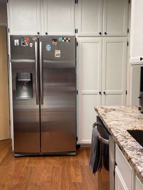 1205 W Fourth St - Photo 5 of 13