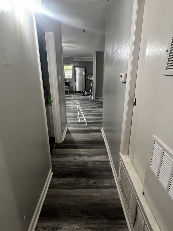 2217 Lakeland St #NA - Photo 3 of 9