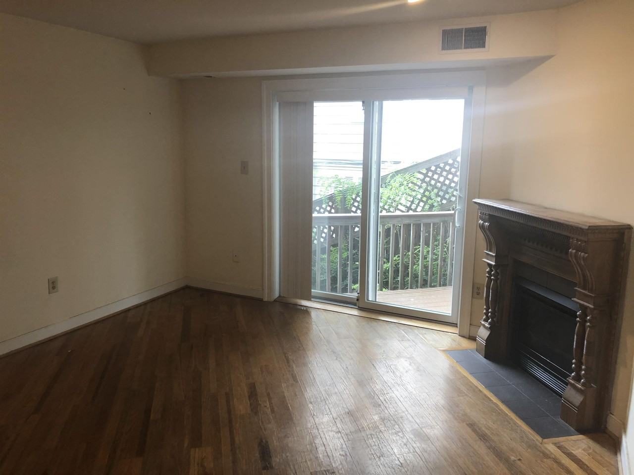 2298 17th Street NW - Photo 3 of 26