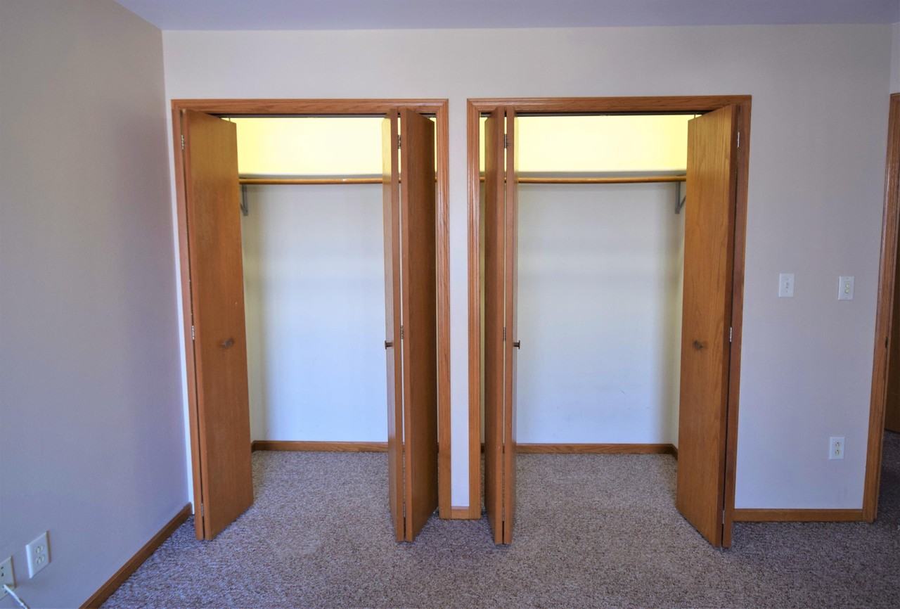 420 Preston Lane - Photo 6 of 15