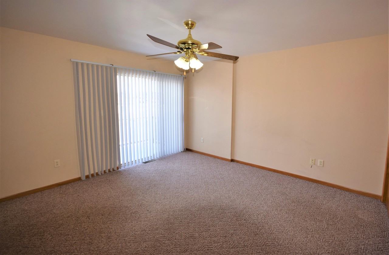 420 Preston Lane - Photo 7 of 15