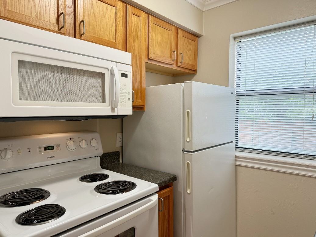 Copper Ridge - Photo 4 of 36