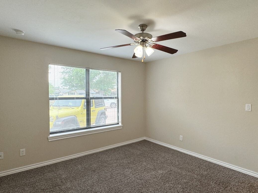 Copper Ridge - Photo 6 of 36