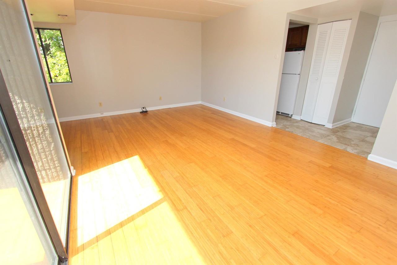 EDMOND STREET -- 147 - Photo 3 of 9