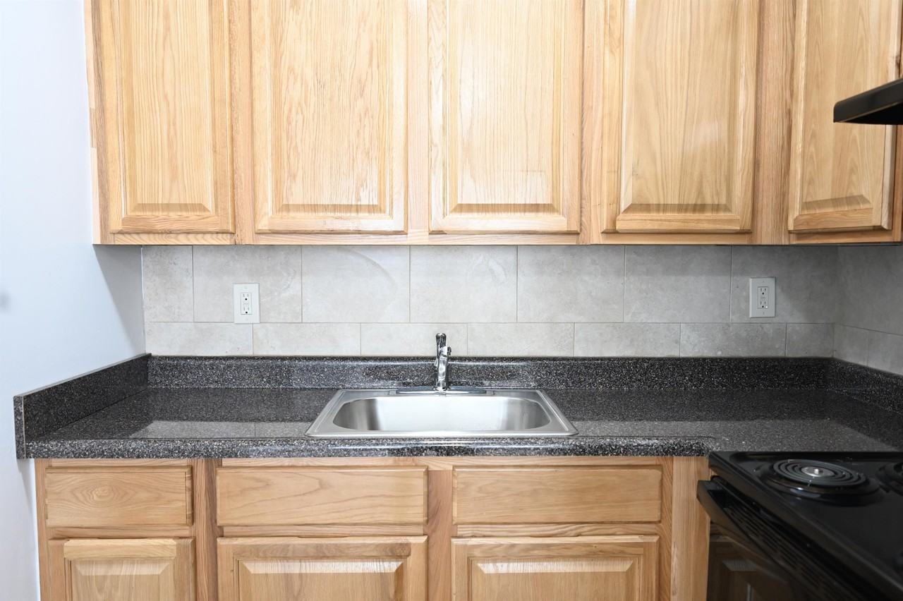 ERP 43-51 E Park St, LLC - Photo 3 of 14