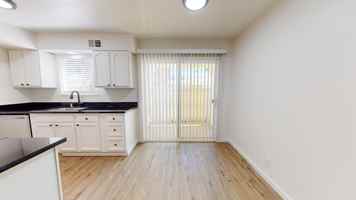 featured image of 715 Mary St