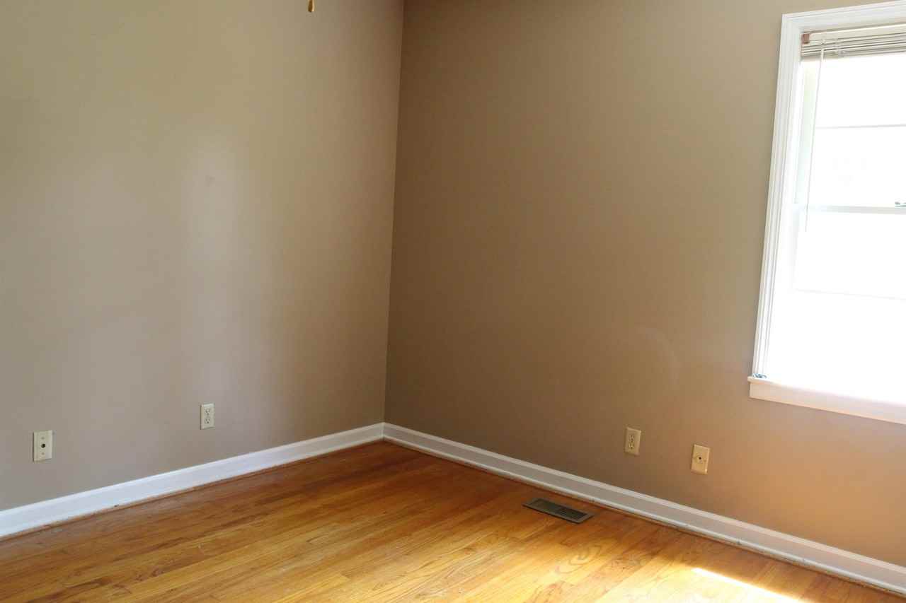 Newton Road 5720 - Photo 6 of 8