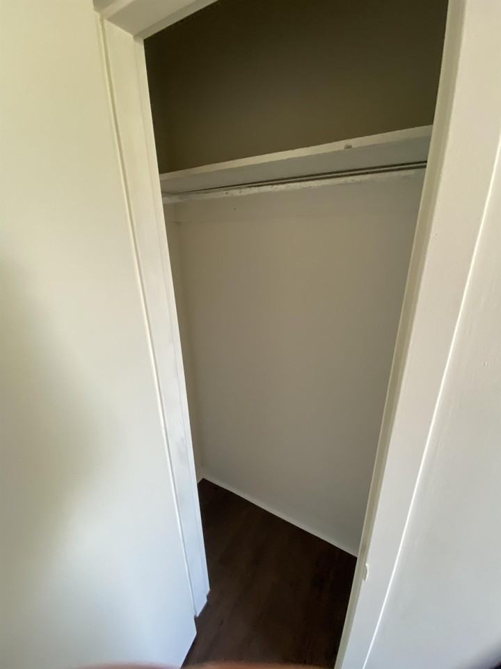 Stone Wall Apartments - Photo 5 of 29