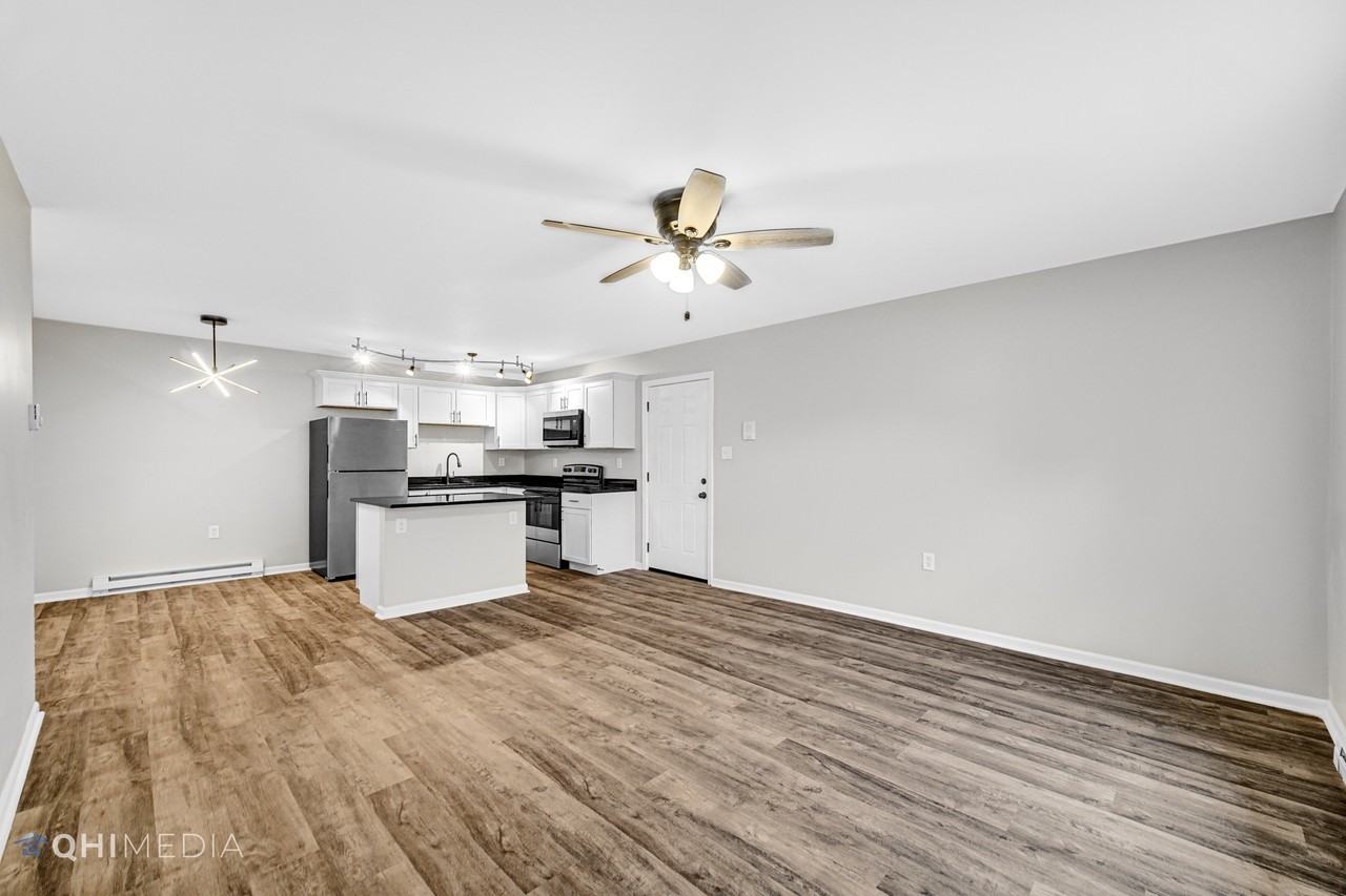 2080 East Rand Street - Photo 3 of 17