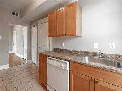 5855 Washington Boulevard - Photo 3 of 26