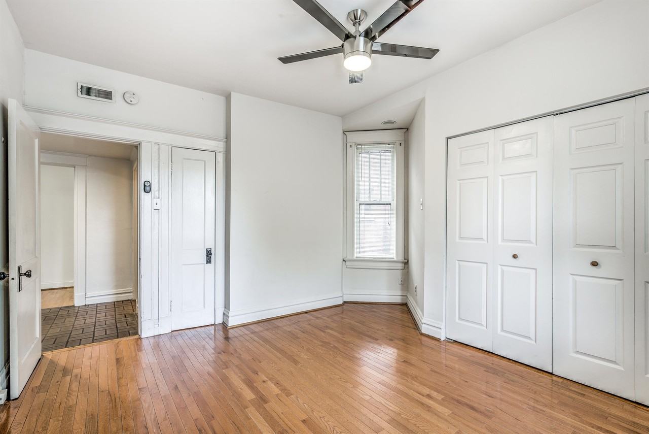 1722 Waverly Place - Photo 6 of 16