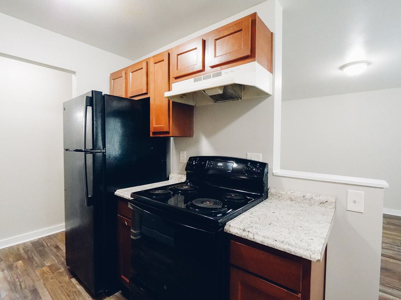 255 Mcgregor Avenue - Photo 3 of 9