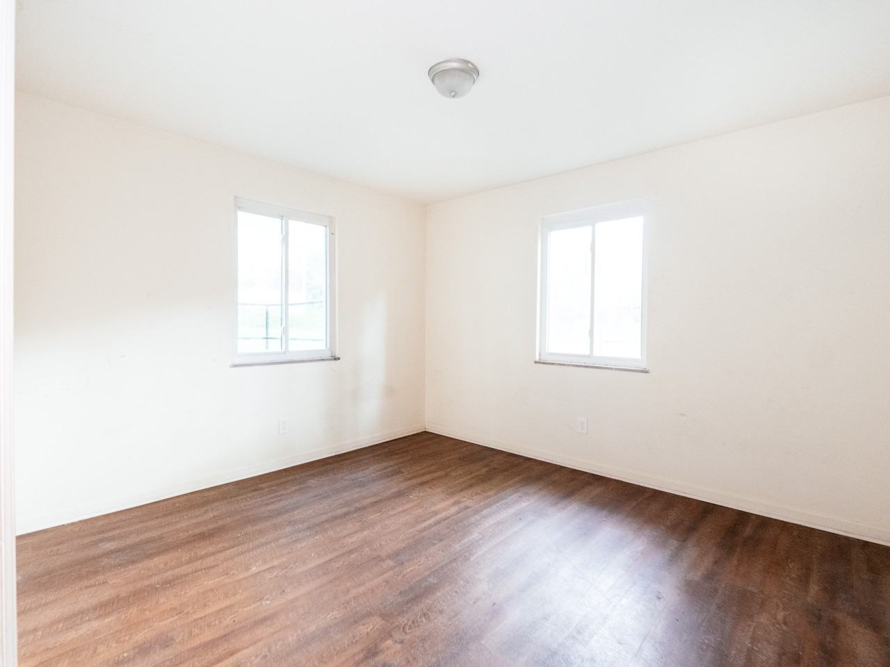 OH_AM_2323-2331 Riverside Drive - Photo 7 of 9