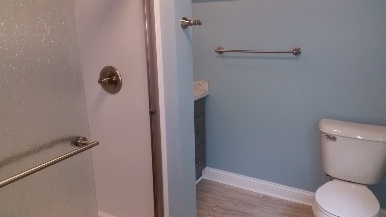 114 1/2 Washington Street - Photo 7 of 17