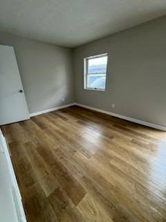 247 South Liberty Street - Photo 4 of 37