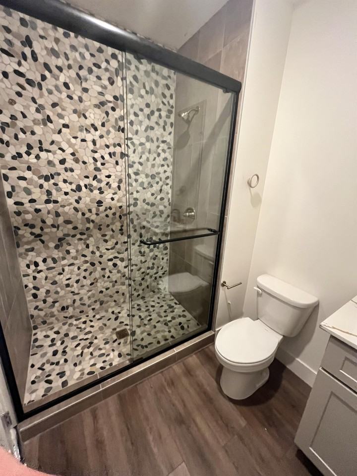 700 Riverside Drive - Photo 3 of 11